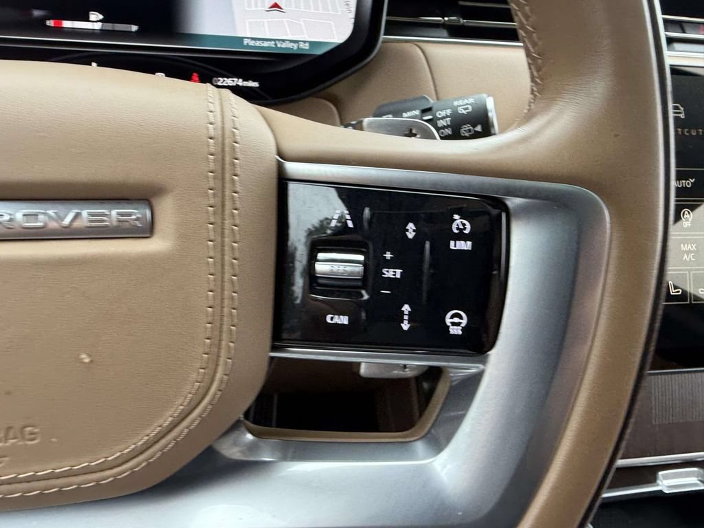 Used 2024 Land Rover Range Rover Autobiography AWD/4WD image 24