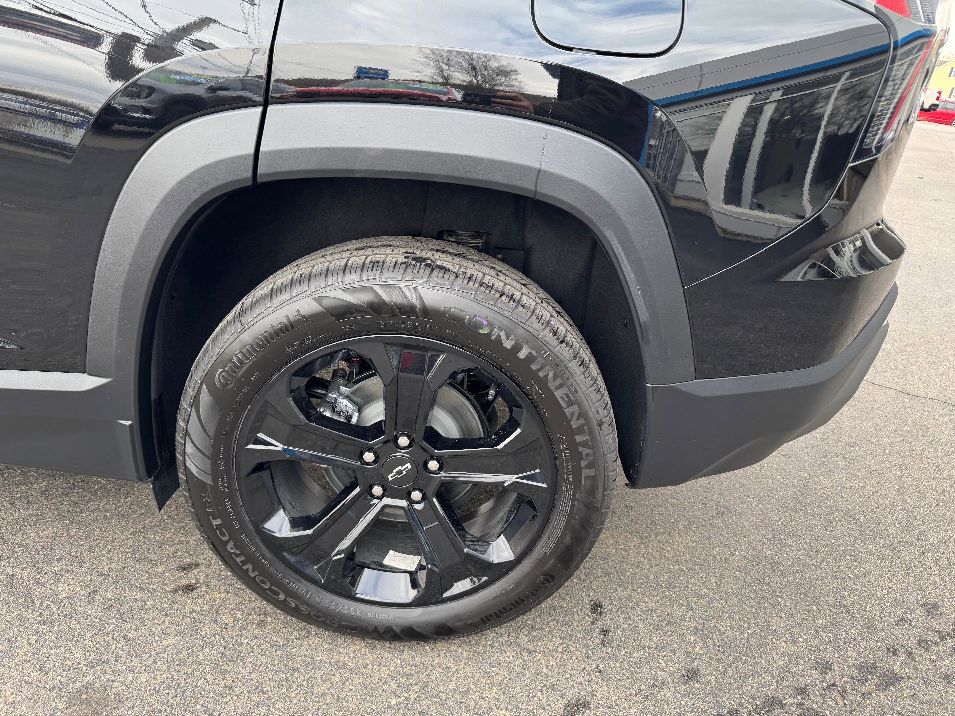 New 2026 Chevrolet Equinox LT w/ Midnight Edition image 15