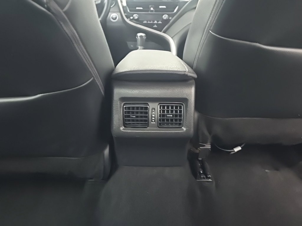 Used 2023 Toyota Camry XSE image 19