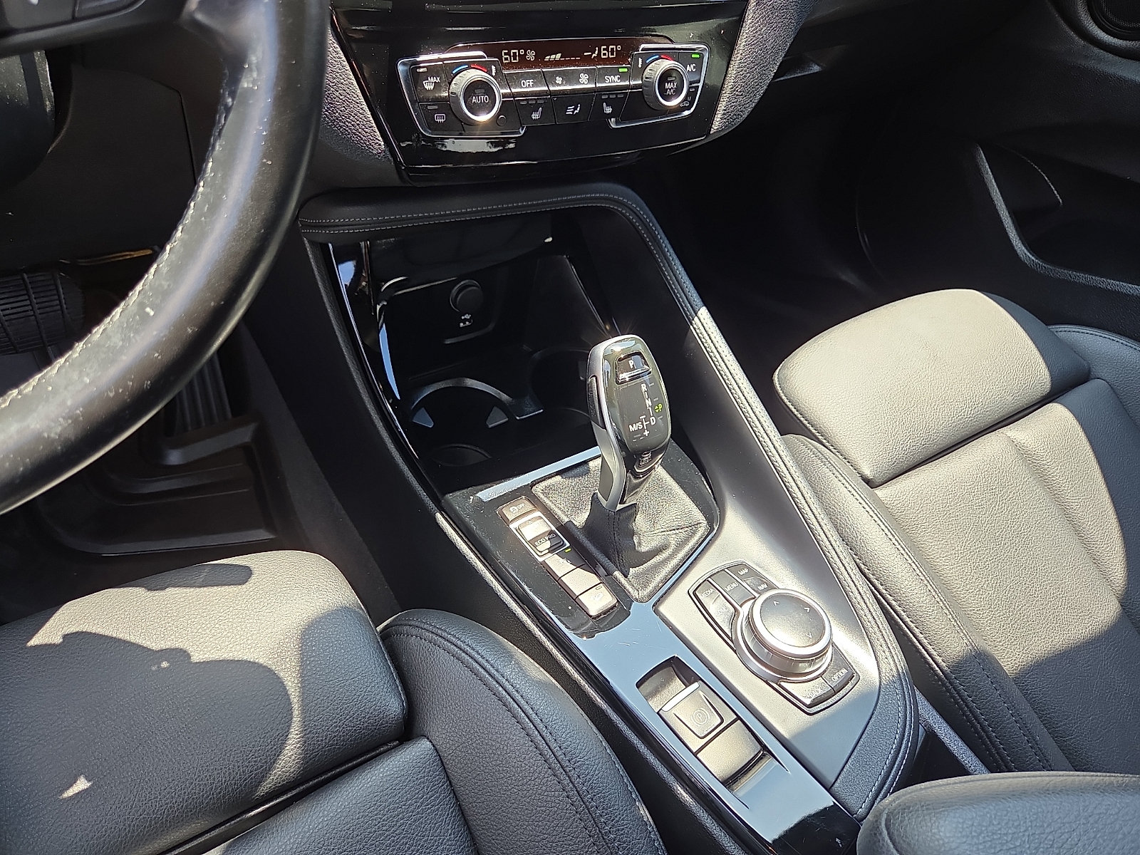 Used 2022 BMW X1 xDrive28i w/ M Sport Package AWD/4WD image 25
