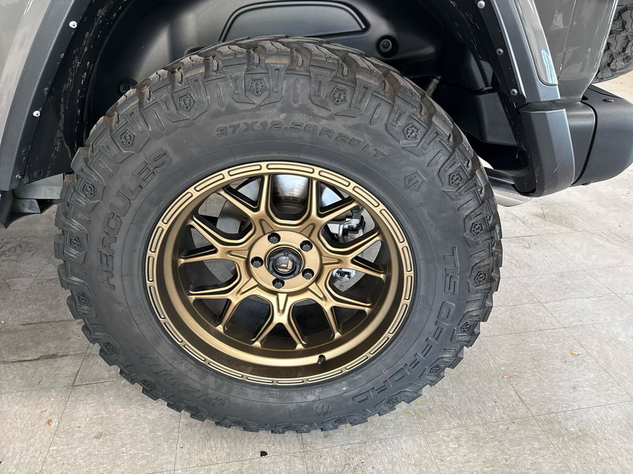 Used 2022 Jeep Wrangler Unlimited Rubicon w/ Xtreme Recon 35" Tire Package AWD/4WD image 97