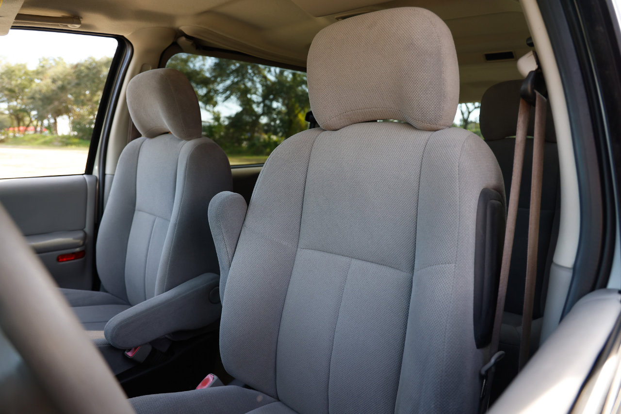 Used 2004 Oldsmobile Silhouette GL image 6