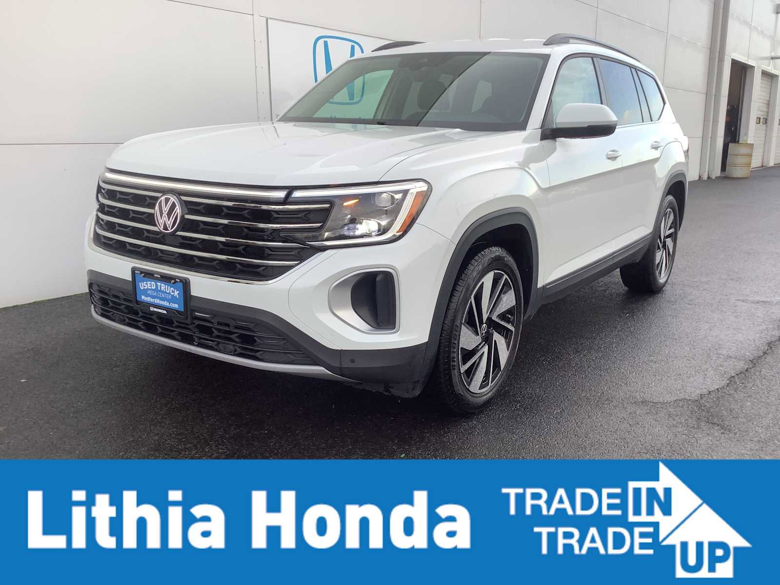 Used 2024 Volkswagen Atlas SE