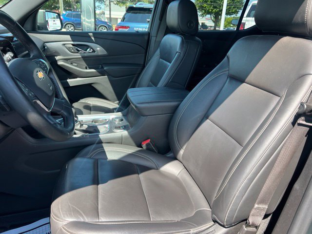 Used 2023 Chevrolet Traverse LT AWD/4WD image 22