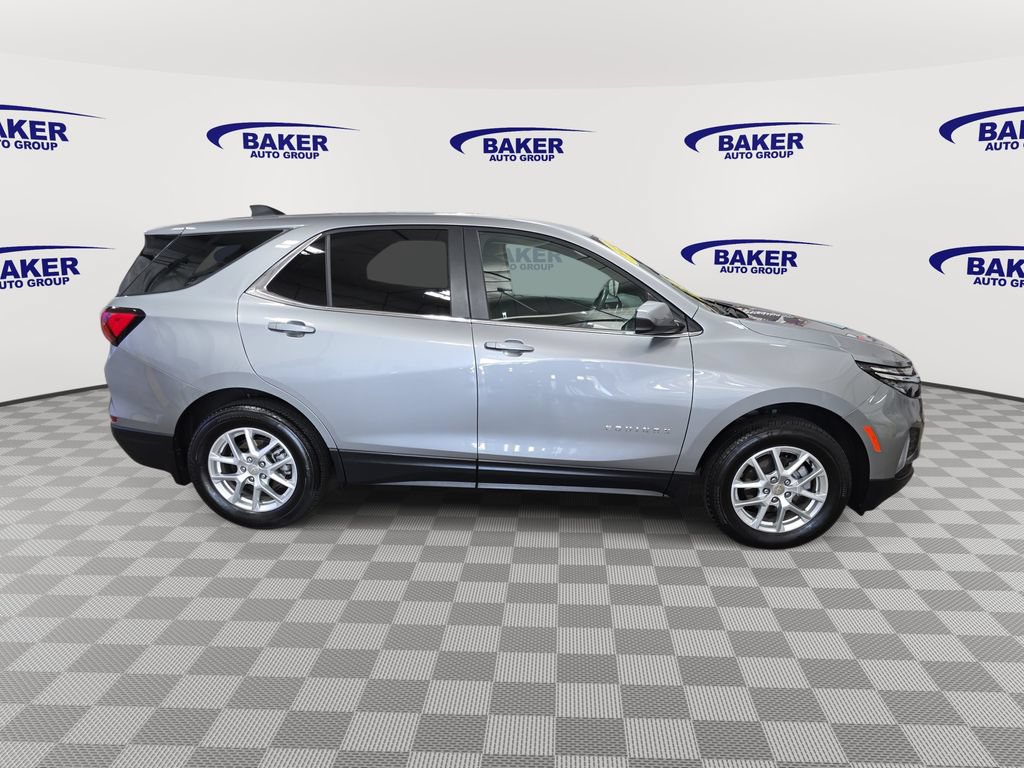 Used 2024 Chevrolet Equinox LT AWD/4WD image 4