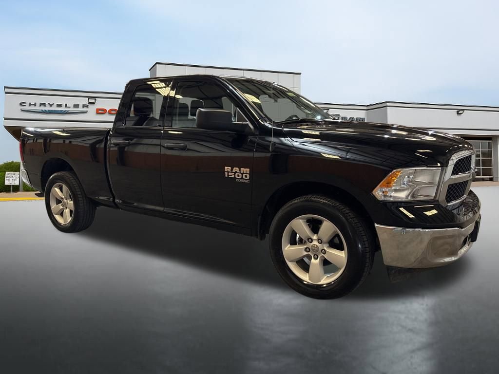 Used 2024 RAM 1500 Classic SLT image 7
