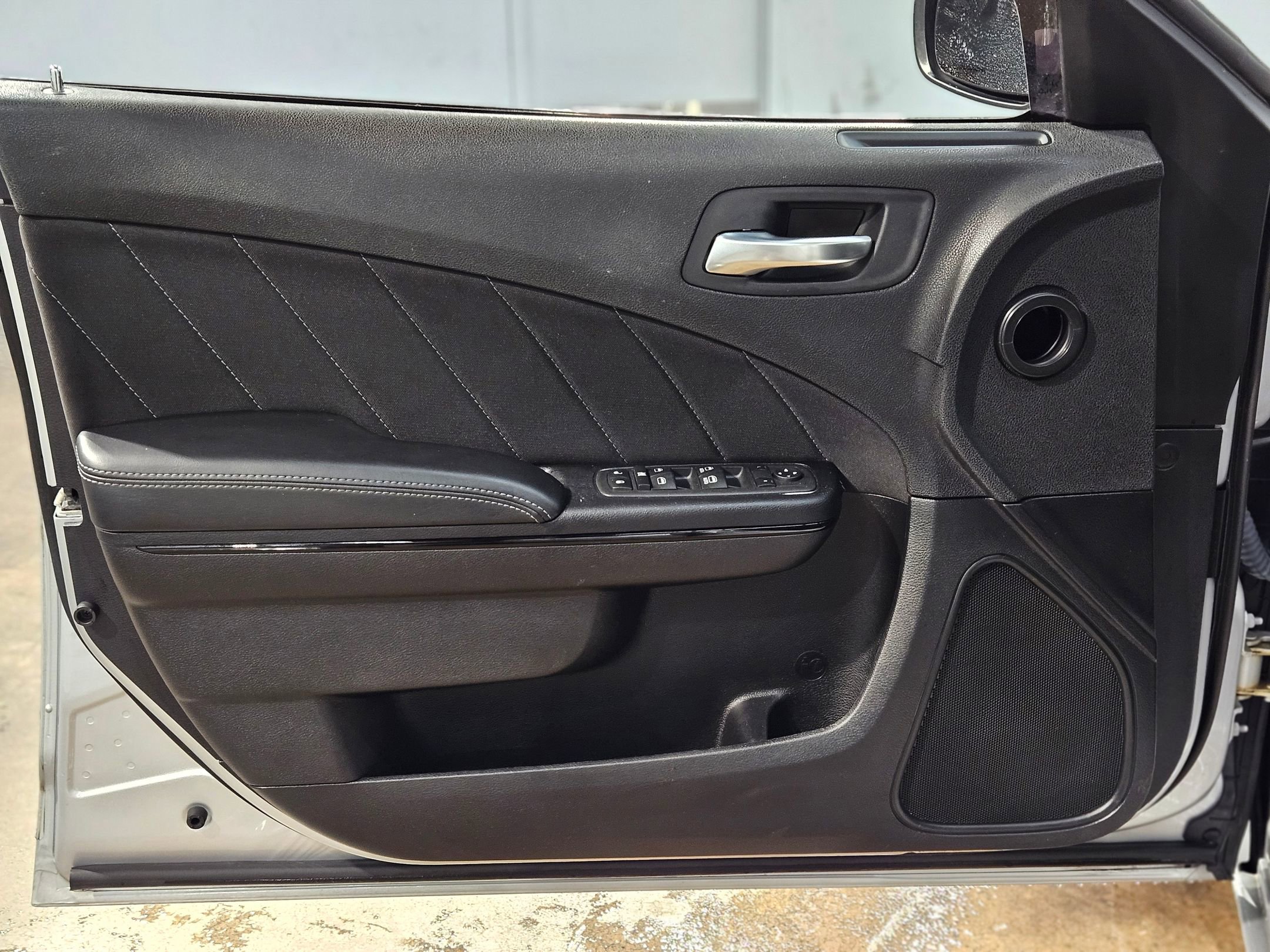 Used 2022 Dodge Charger SXT w/ Blacktop Package image 20