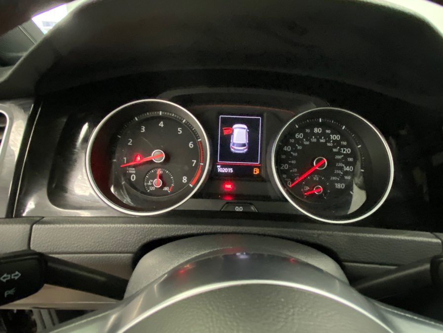 Used 2020 Volkswagen GTI S image 31