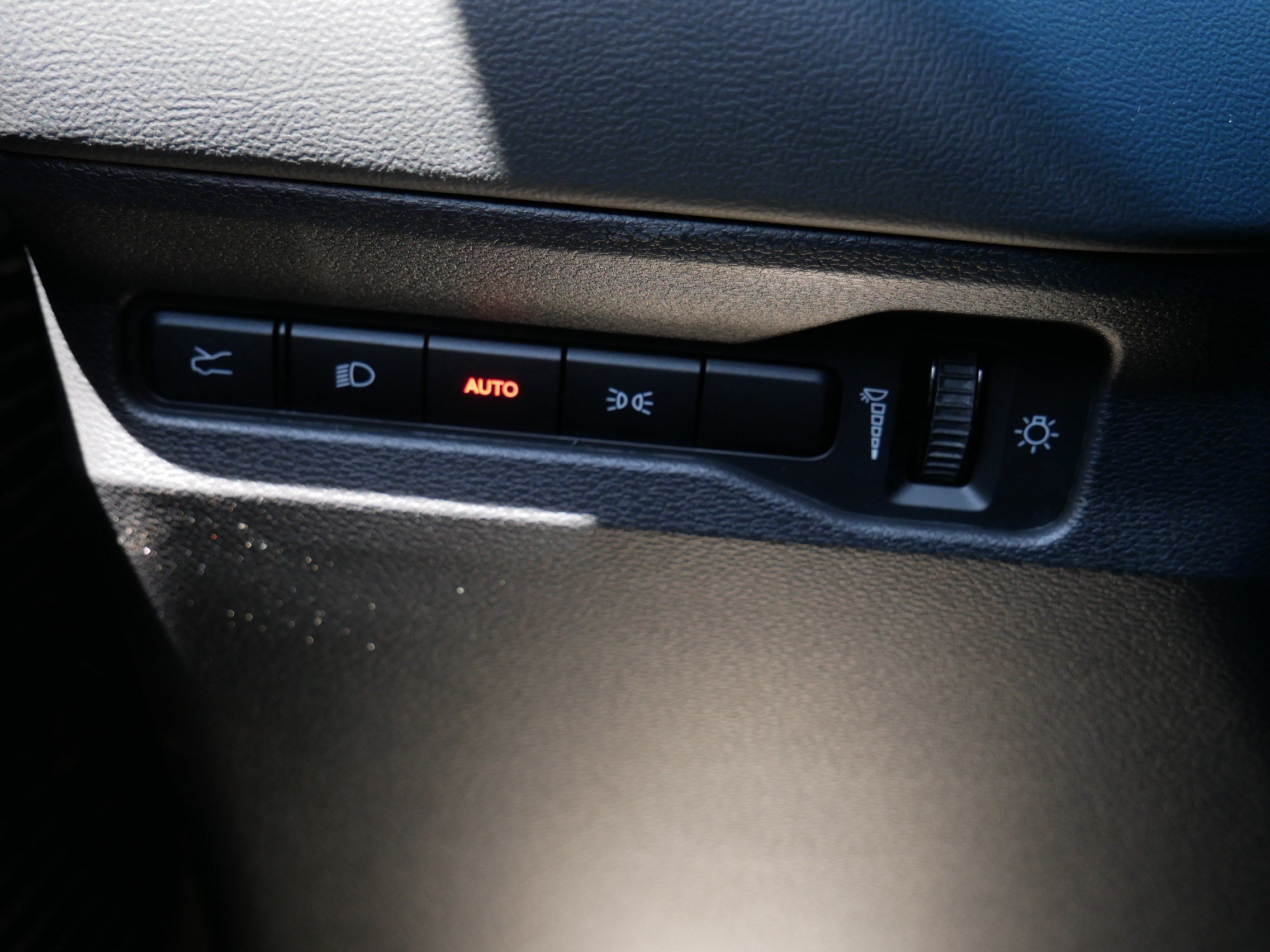 New 2026 Dodge Charger R/T AWD/4WD image 18