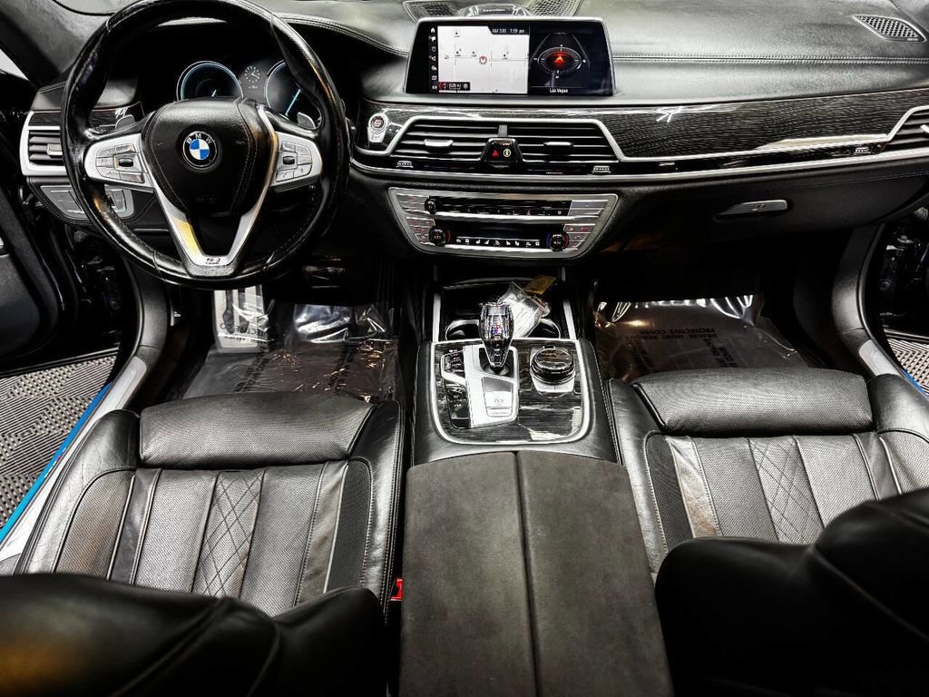 Used 2016 BMW 740i image 39