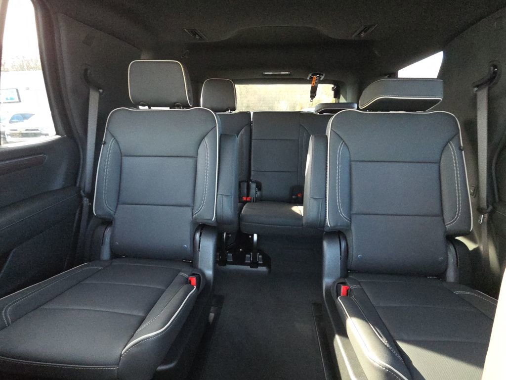 New 2026 Chevrolet Tahoe Premier w/ Sun And Tow Package AWD/4WD image 25