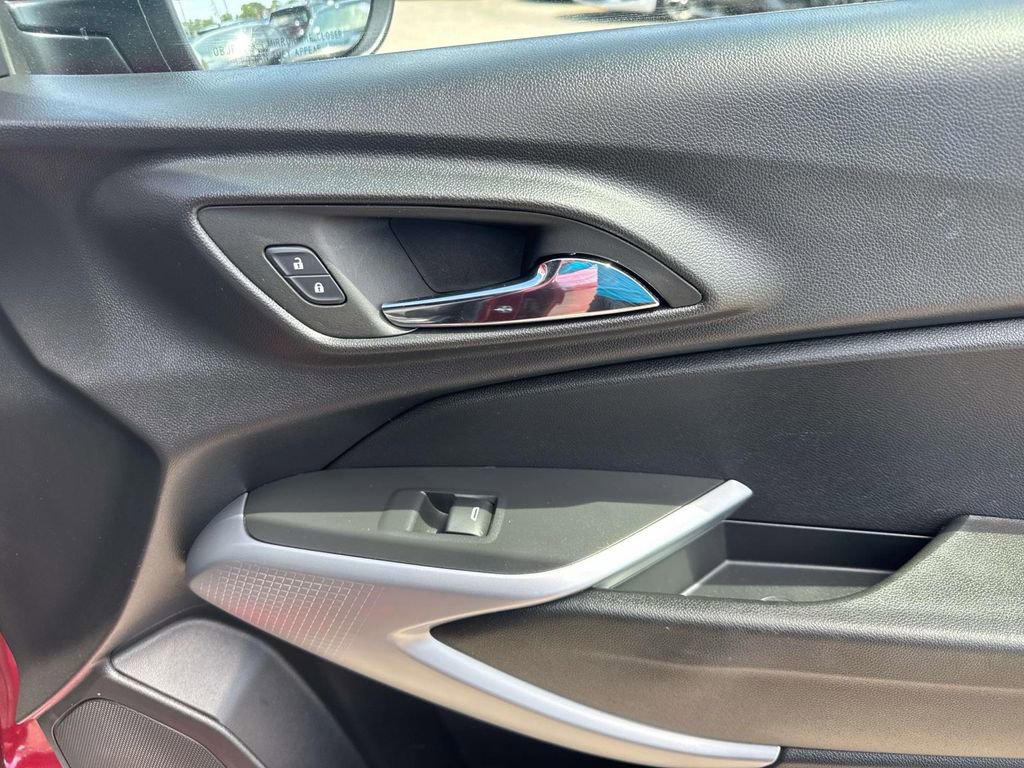 Certified 2024 Chevrolet Trax RS image 15