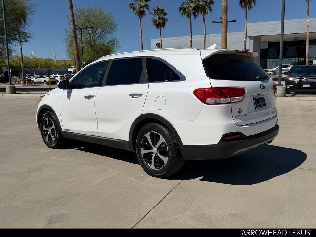 Used 2017 Kia Sorento EX image 4
