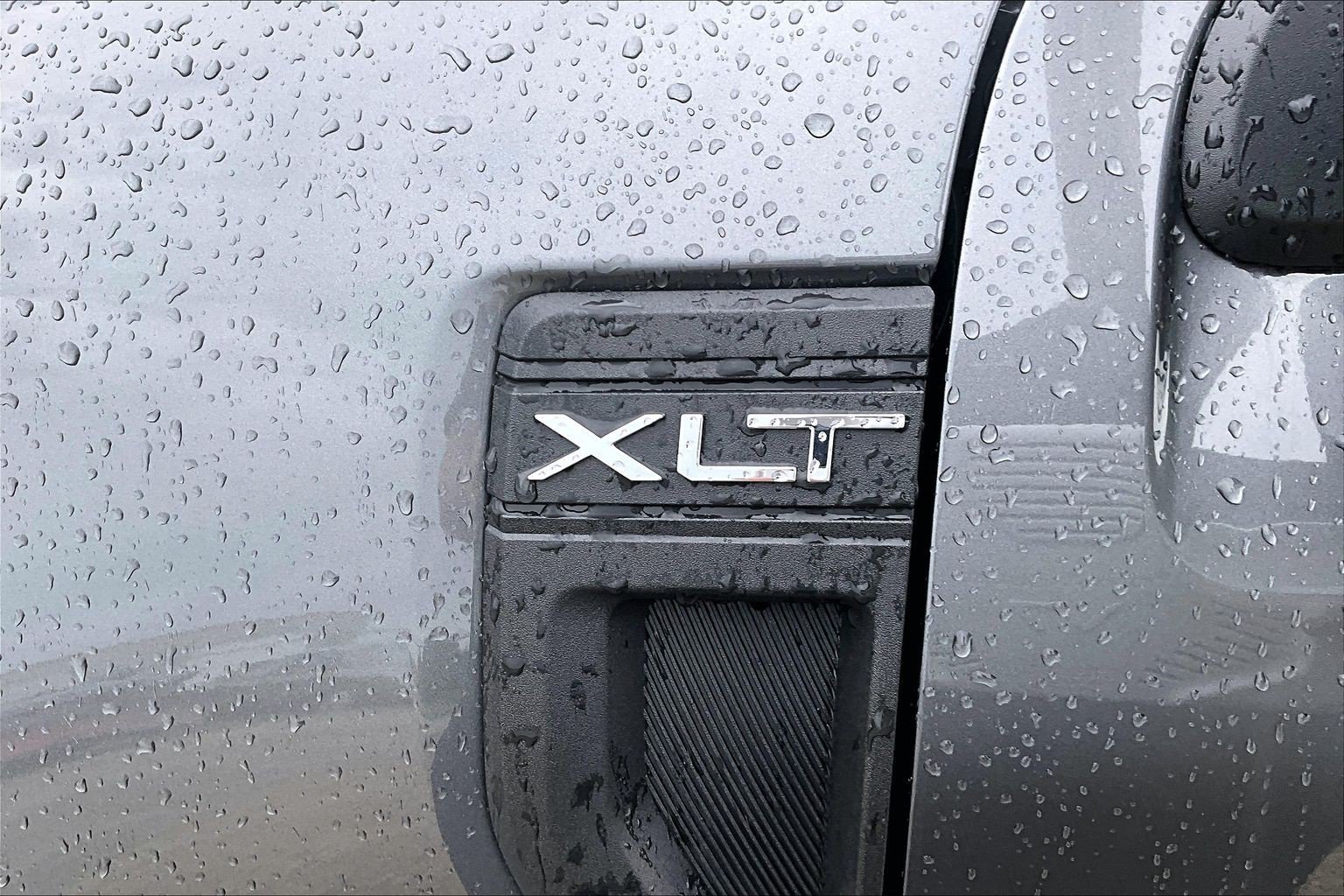 Used 2024 Ford Maverick XLT FWD image 8
