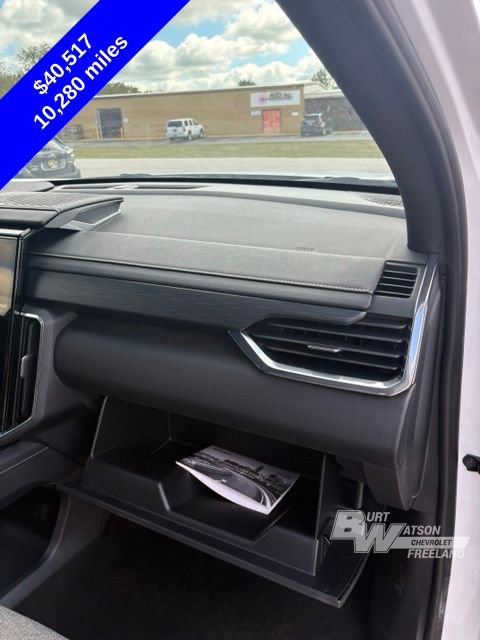 Used 2026 GMC Acadia Elevation FWD image 31