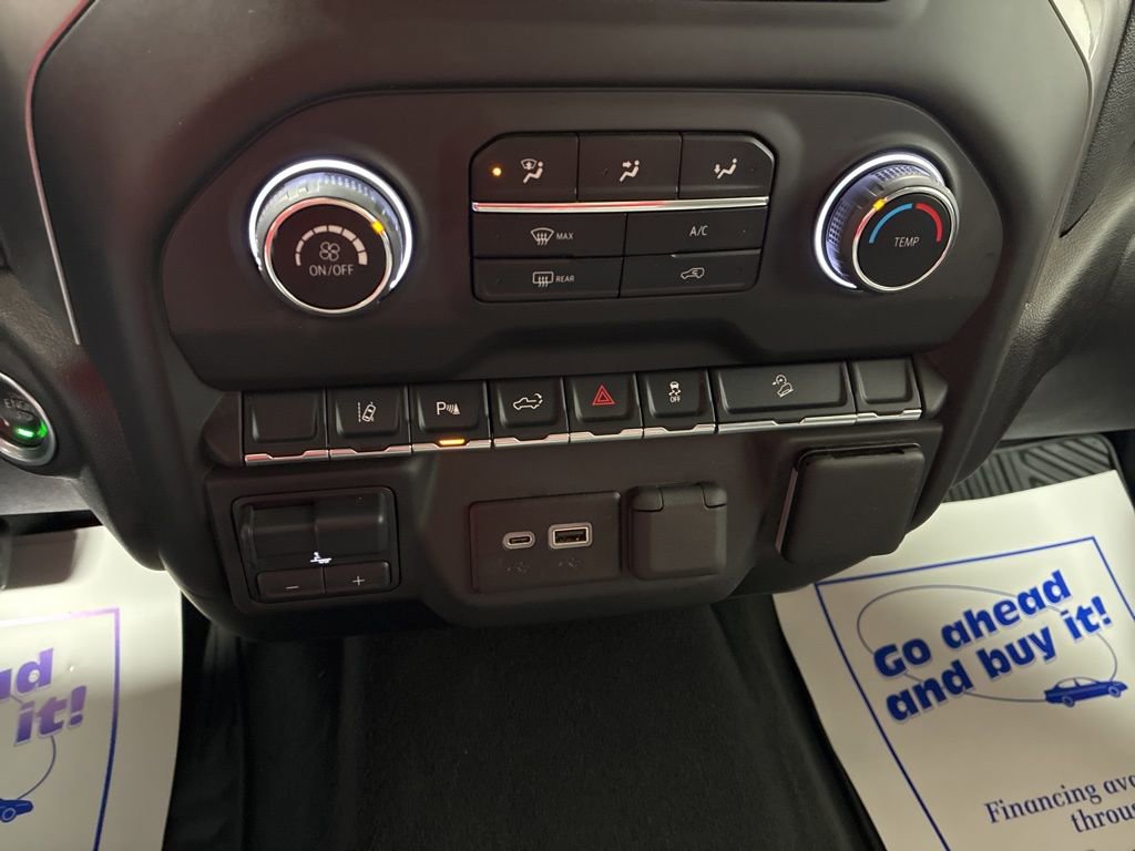 Used 2025 Chevrolet Silverado 2500 Custom w/ Custom Value Package image 19