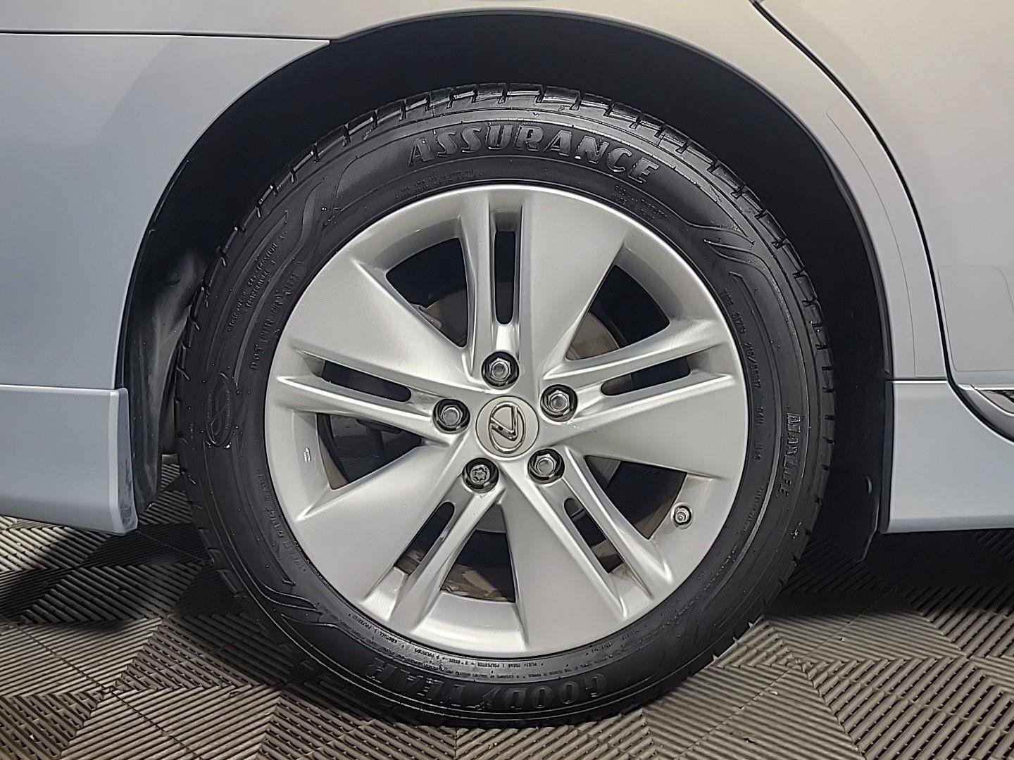 Used 2010 Lexus HS 250h FWD image 3