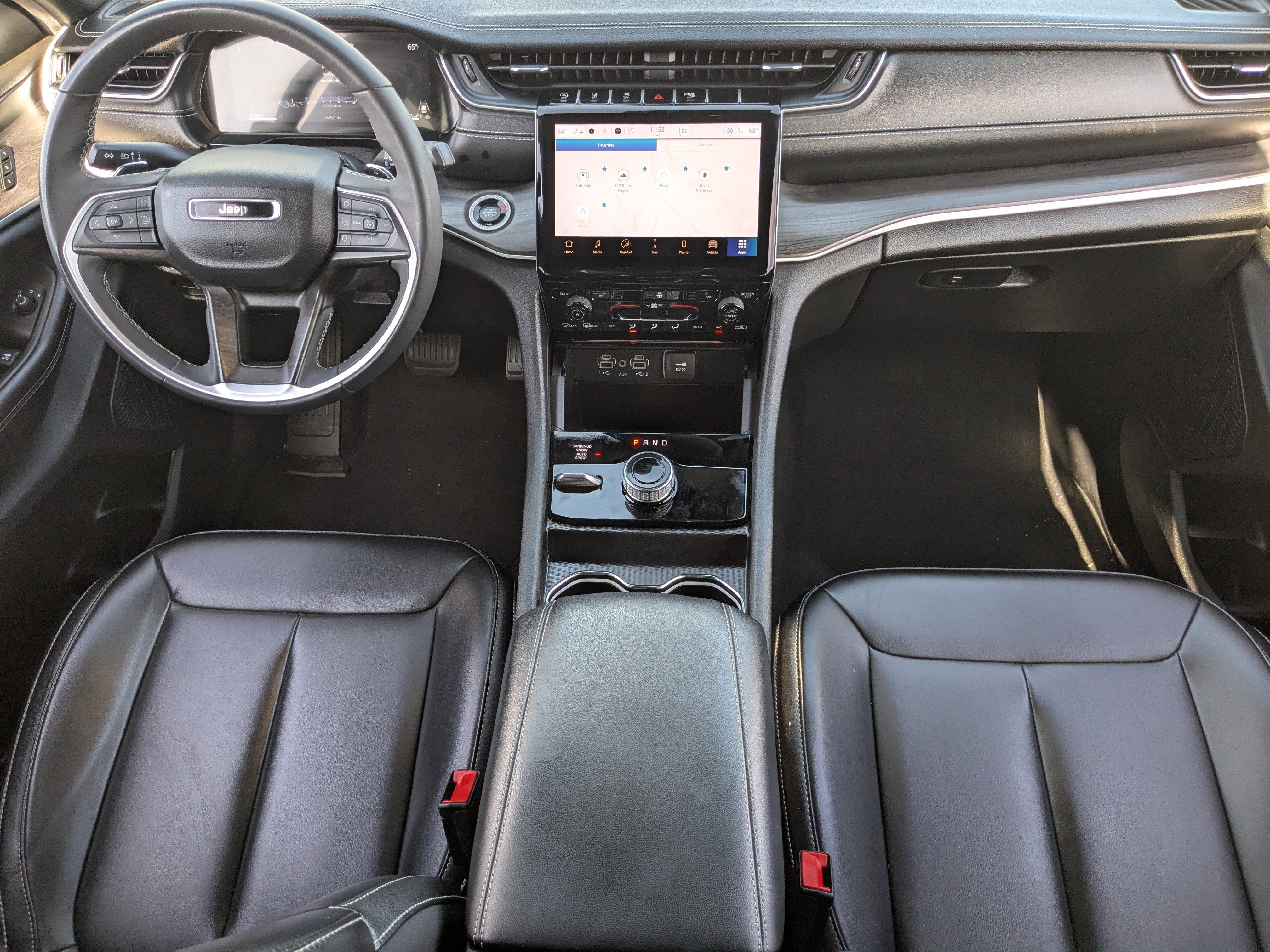 Used 2024 Jeep Grand Cherokee Limited image 14