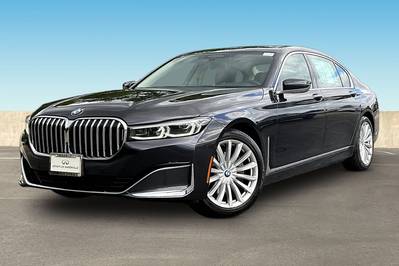 Used 2021 BMW 740i xDrive w/ Luxury Rear Seating Package AWD/4WD image 3