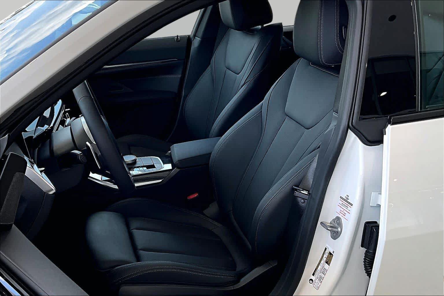 New 2026 BMW M440i w/ Premium Package RWD image 9