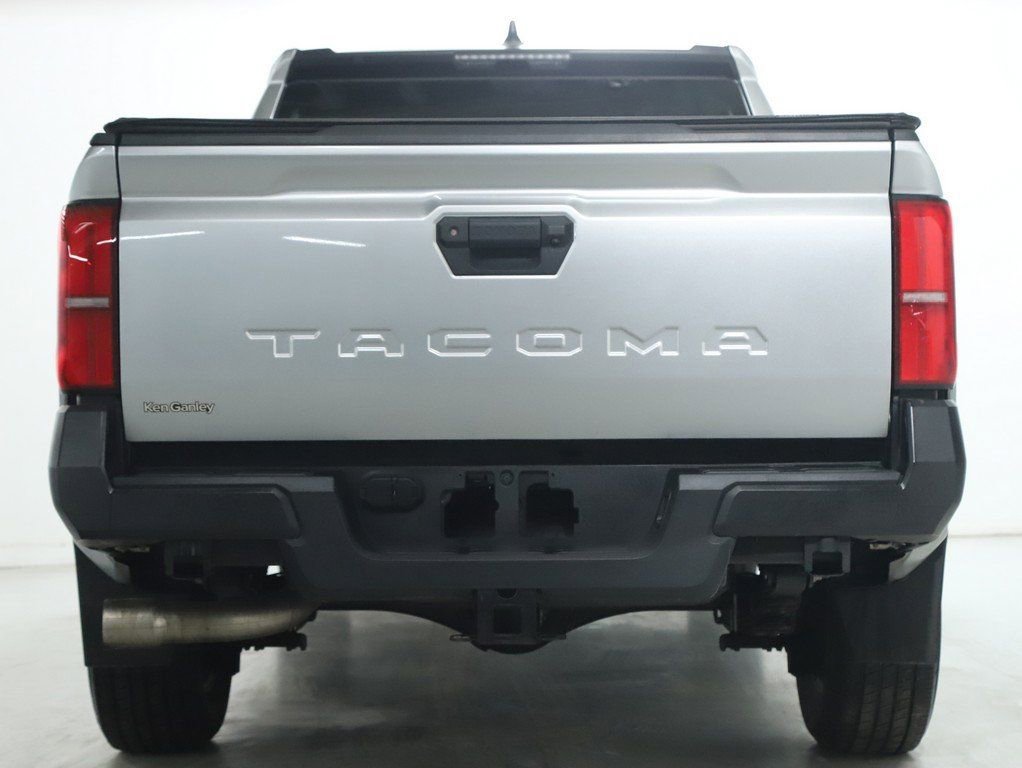 Used 2024 Toyota Tacoma SR image 42