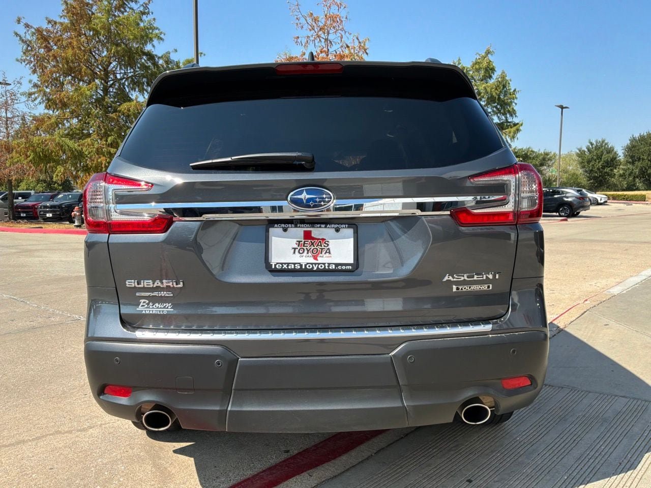 Used 2024 Subaru Ascent Touring w/ Popular Package #2 AWD/4WD image 7