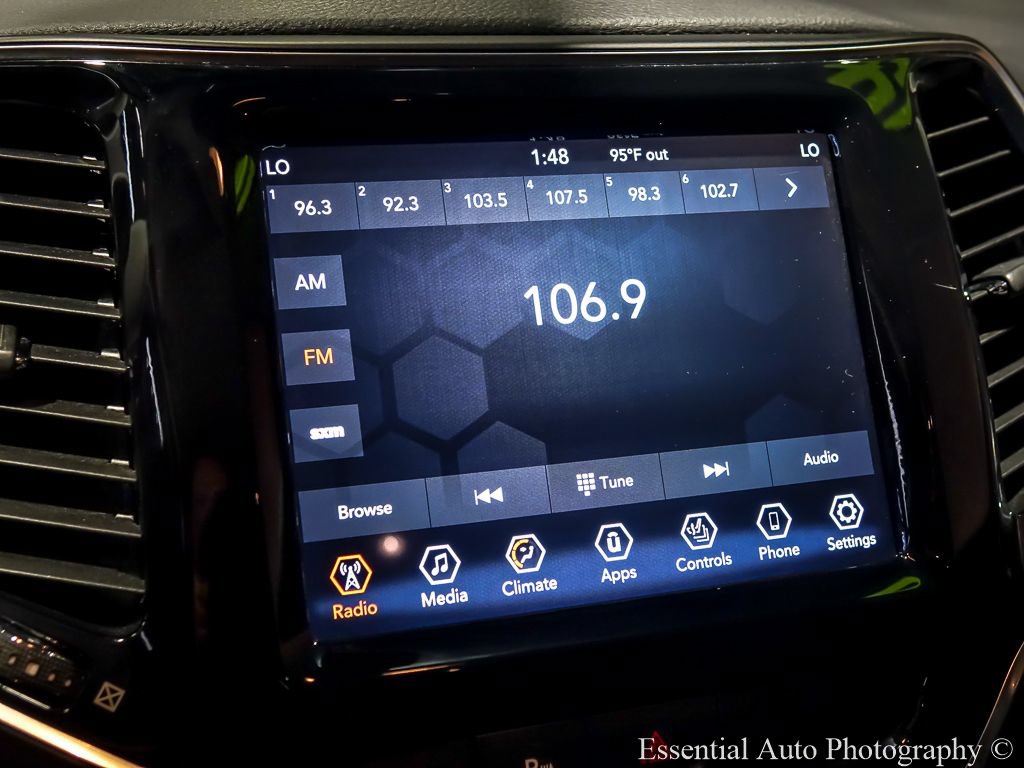 Used 2019 Jeep Cherokee Limited FWD image 17