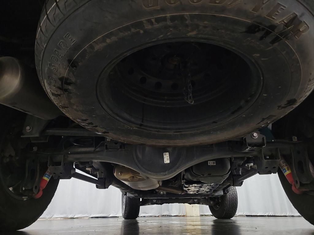 Used 2025 Toyota Tacoma TRD Off-Road AWD/4WD image 16
