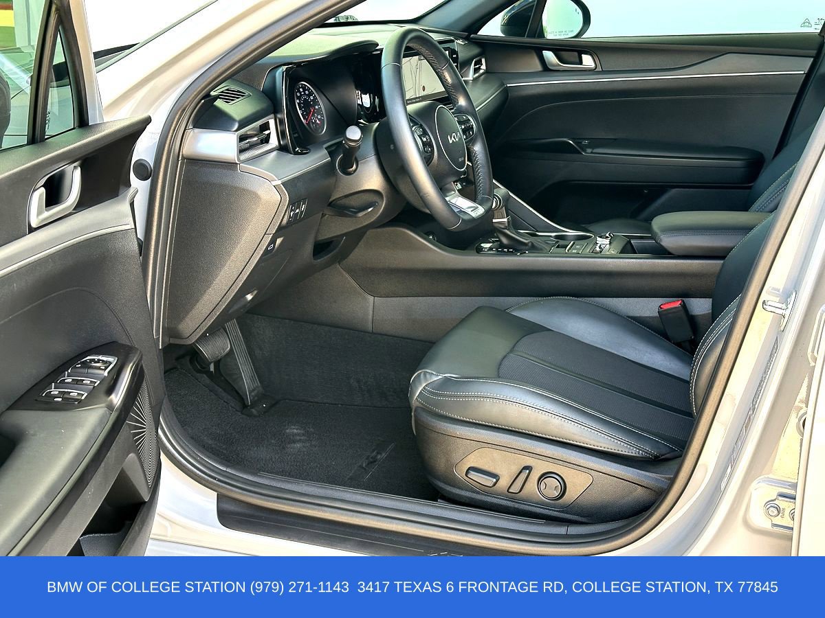 Used 2024 Kia K5 GT-Line w/ GT-Line Premium Package FWD image 11
