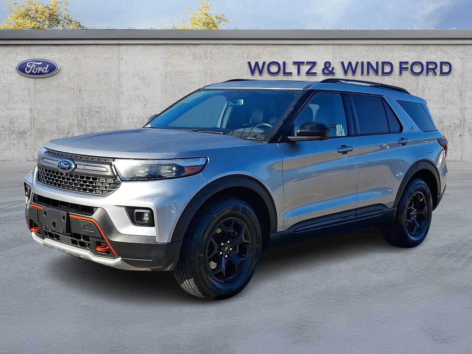 Used 2023 Ford Explorer Timberline w/ Timberline Technology Package AWD/4WD image 3