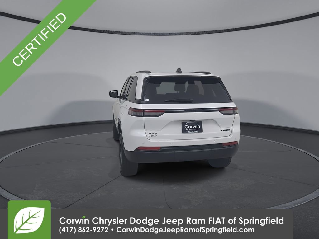 Used 2023 Jeep Grand Cherokee Limited w/ Black Appearance Package image 11