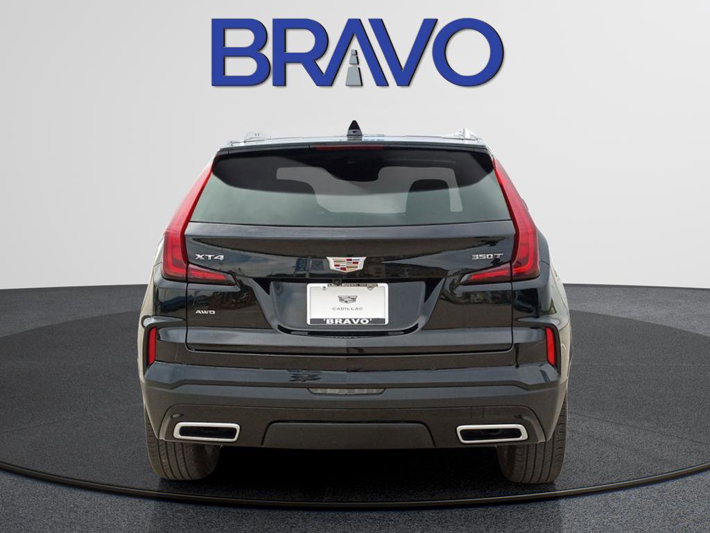Used 2025 Cadillac XT4 Premium Luxury image 8