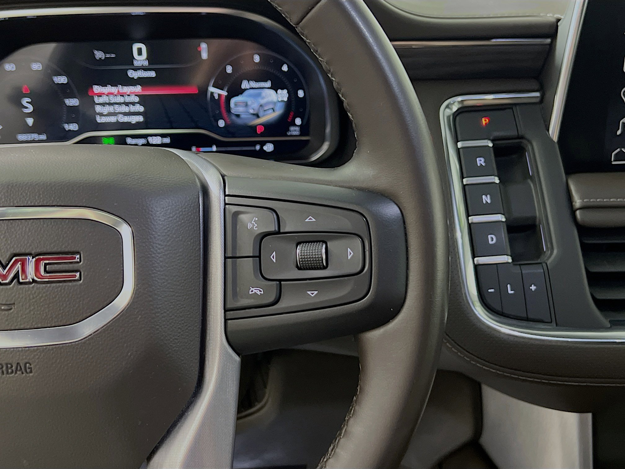 Used 2023 GMC Yukon SLT w/ Max Trailering Package image 20