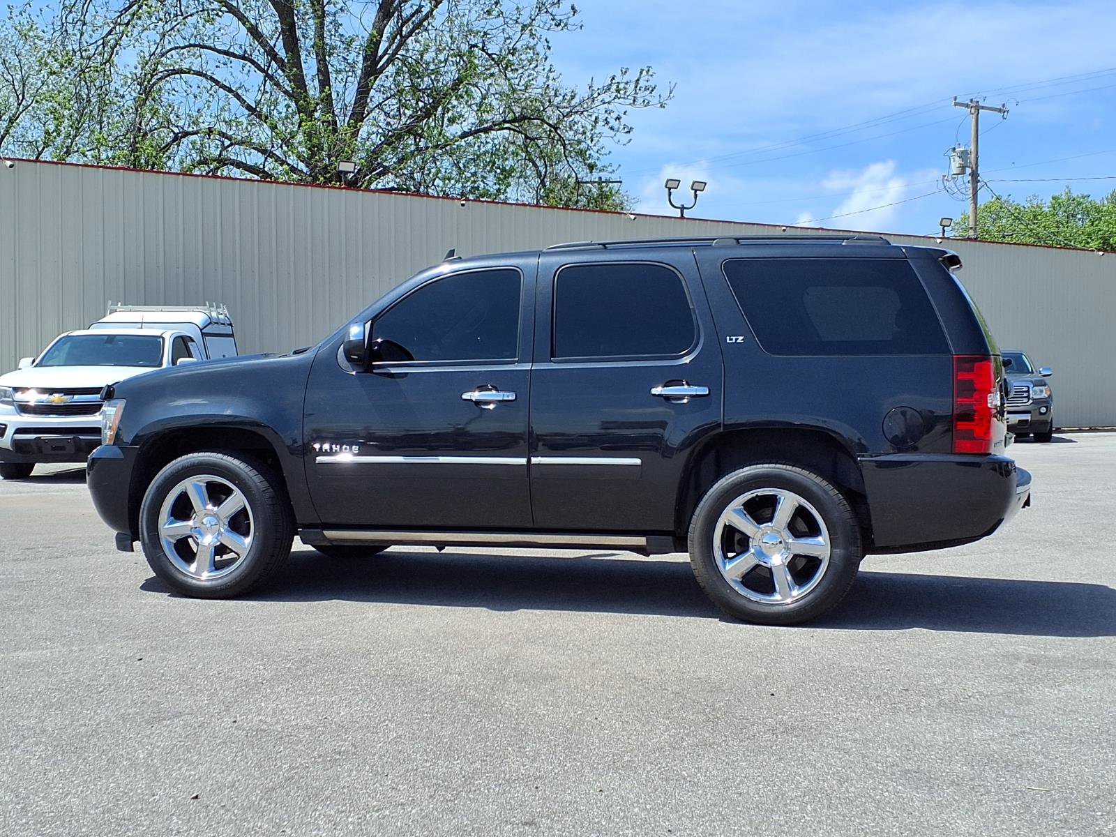 Used 2012 Chevrolet Tahoe LTZ image 21