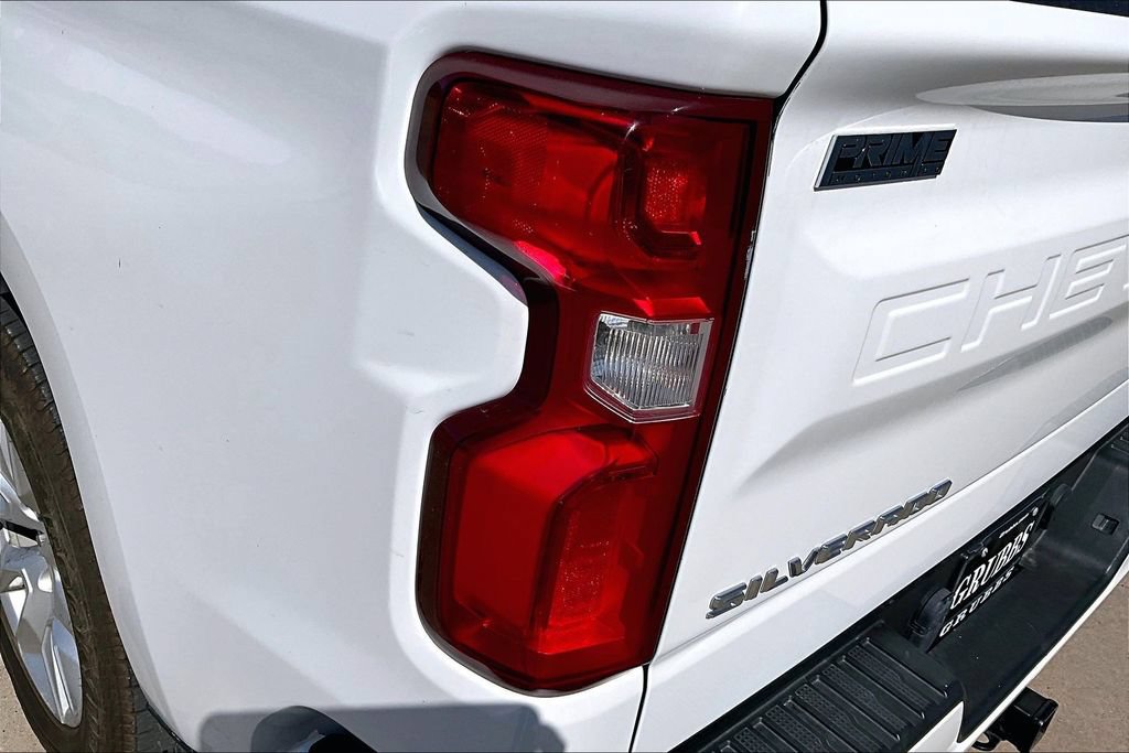 Used 2021 Chevrolet Silverado 1500 Custom RWD image 37