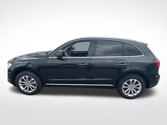 Used 2016 Audi Q5 2.0T Premium Plus w/ Technology Package AWD/4WD image 2