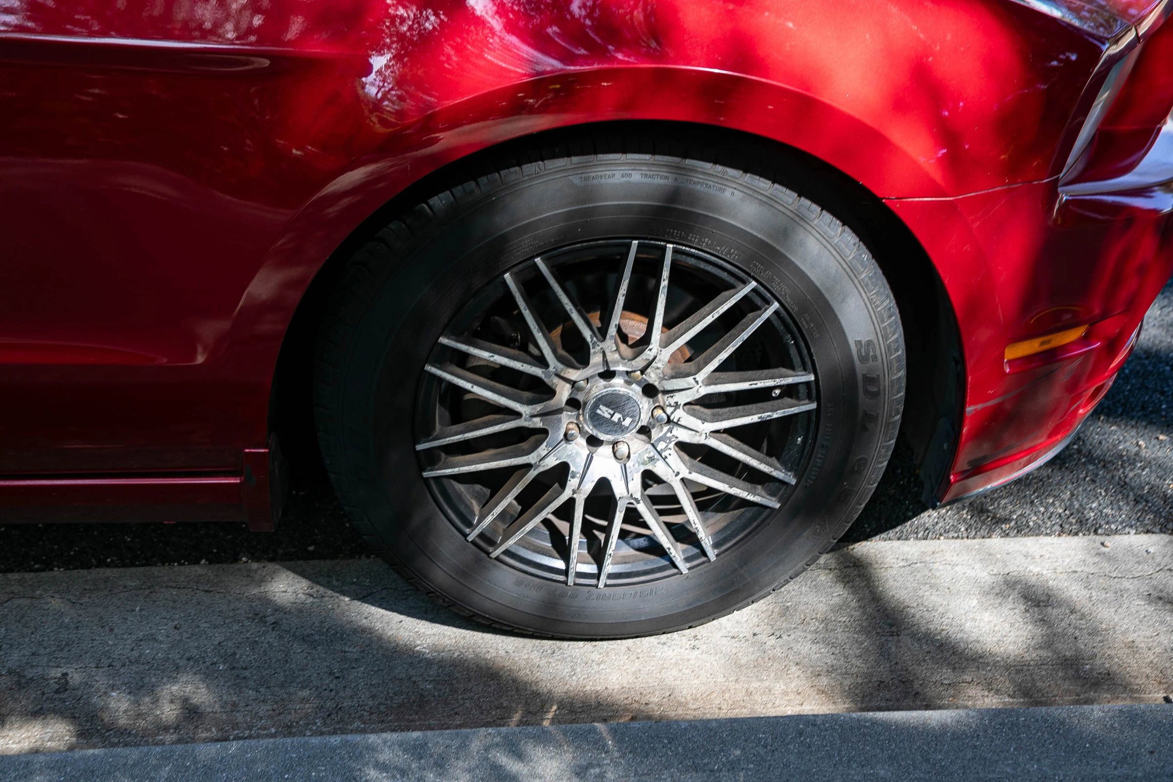 Used 2013 Ford Mustang Coupe RWD image 12