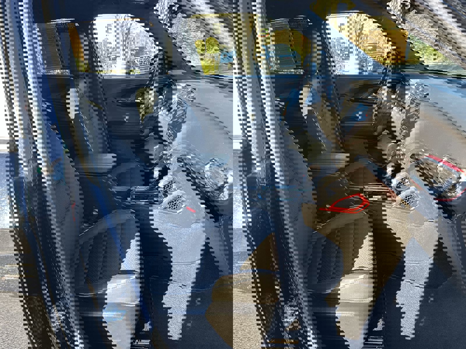 Certified 2022 Chevrolet TrailBlazer RS w/ Convenience Package image 22