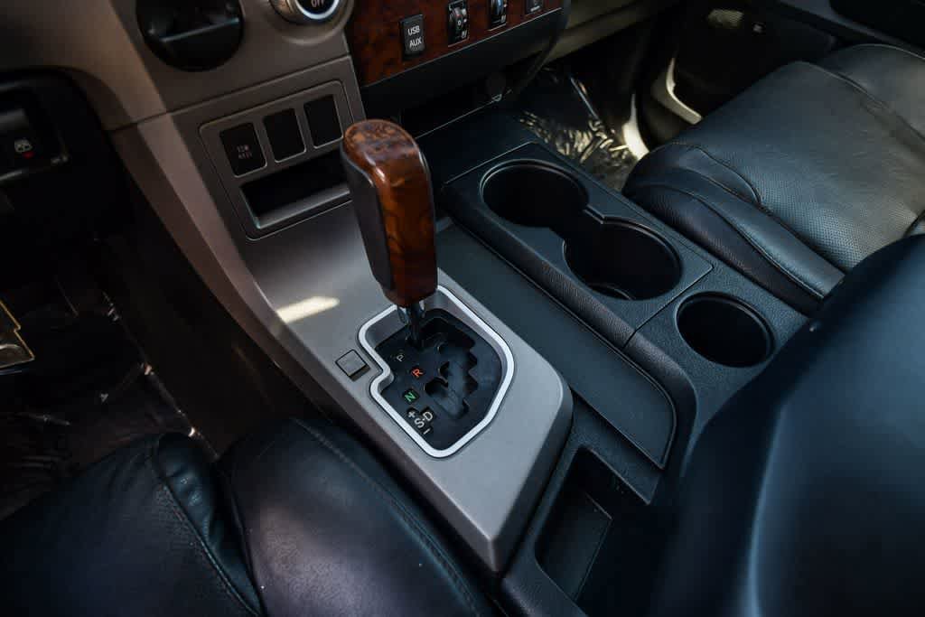 Used 2013 Toyota Tundra Platinum w/ Platinum Pkg RWD image 22