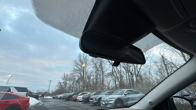 Used 2024 Nissan Sentra SV image 28