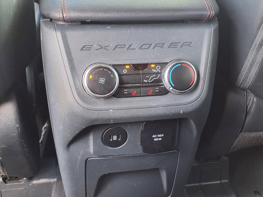 Used 2025 Ford Explorer ST-Line w/ Premium Package AWD/4WD image 16