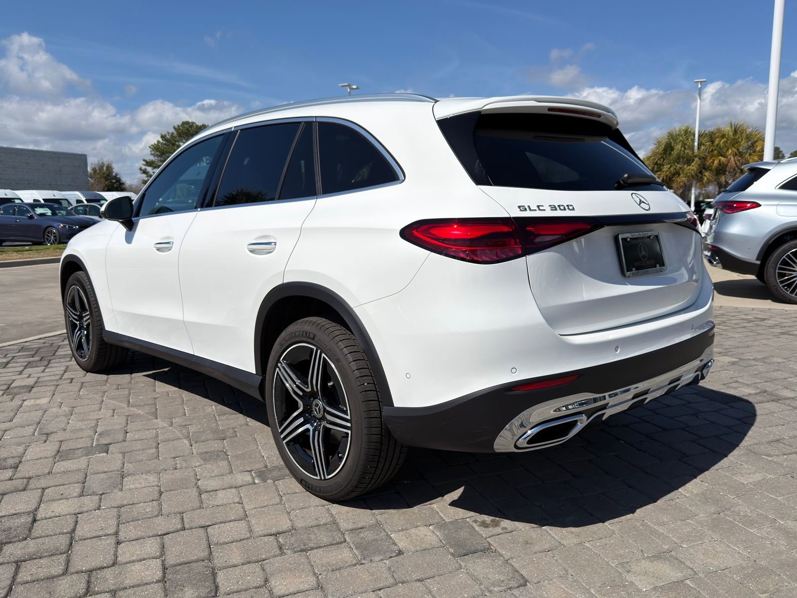 Certified 2026 Mercedes-Benz GLC 300 image 11