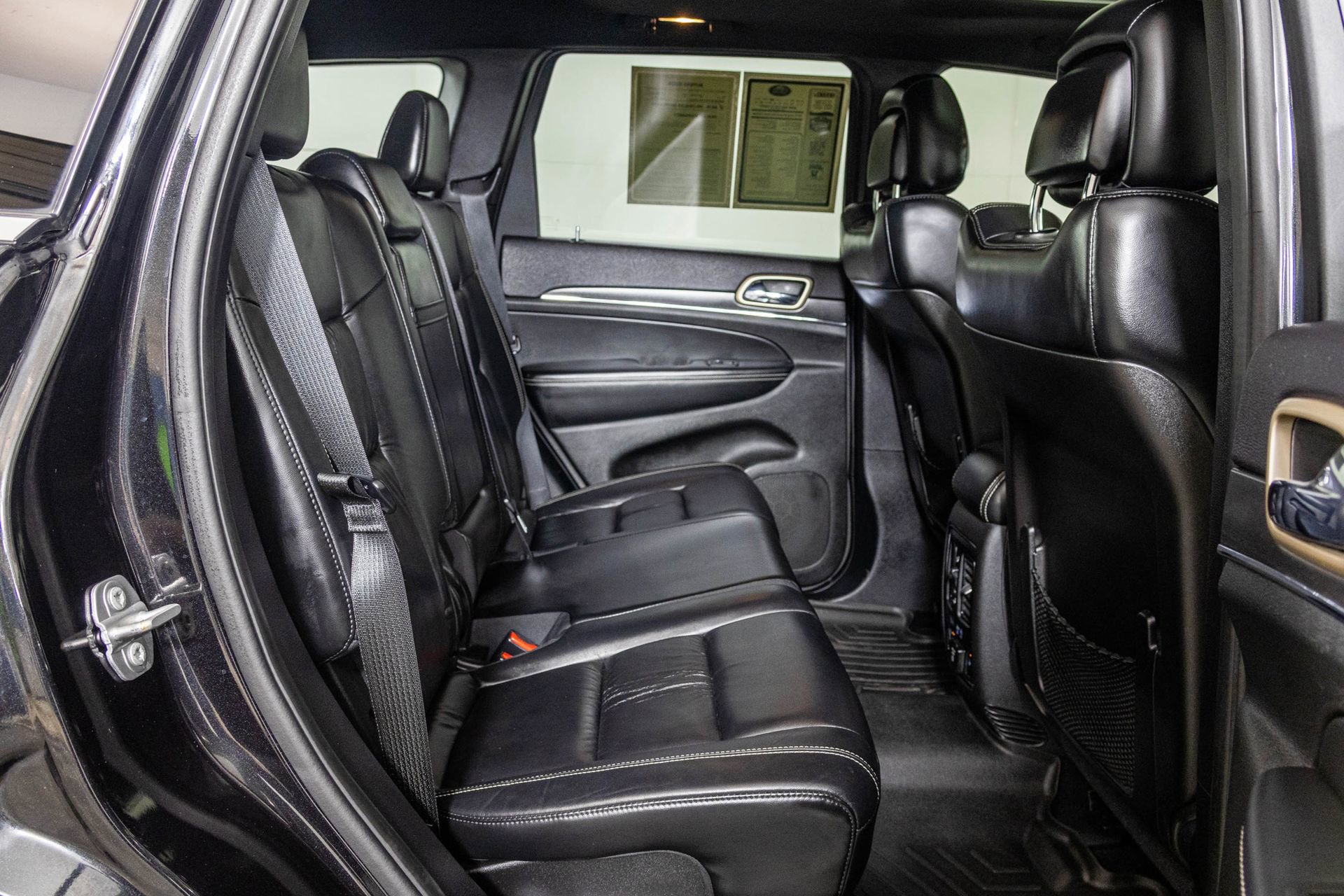 Used 2015 Jeep Grand Cherokee Limited image 46