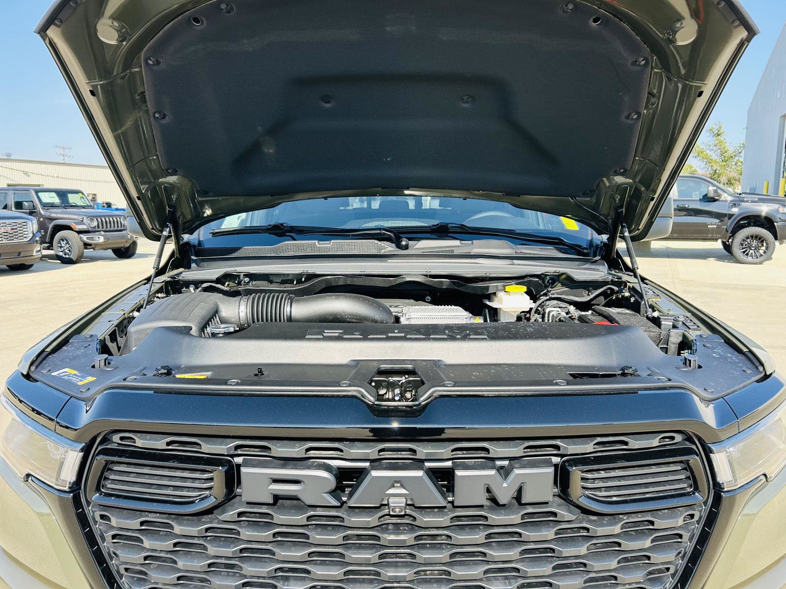 New 2027 RAM 1500 Big Horn AWD/4WD image 45