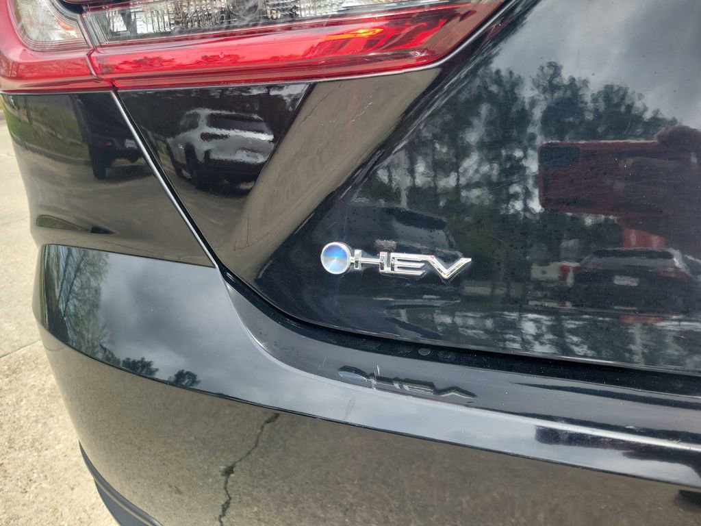 Certified 2025 Toyota Camry LE FWD image 10