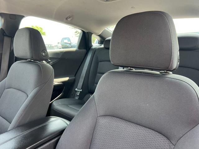 Used 2020 Chevrolet Malibu LT FWD image 11