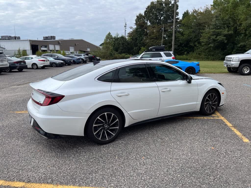 Used 2020 Hyundai Sonata SEL Plus w/ Tech Package FWD image 4