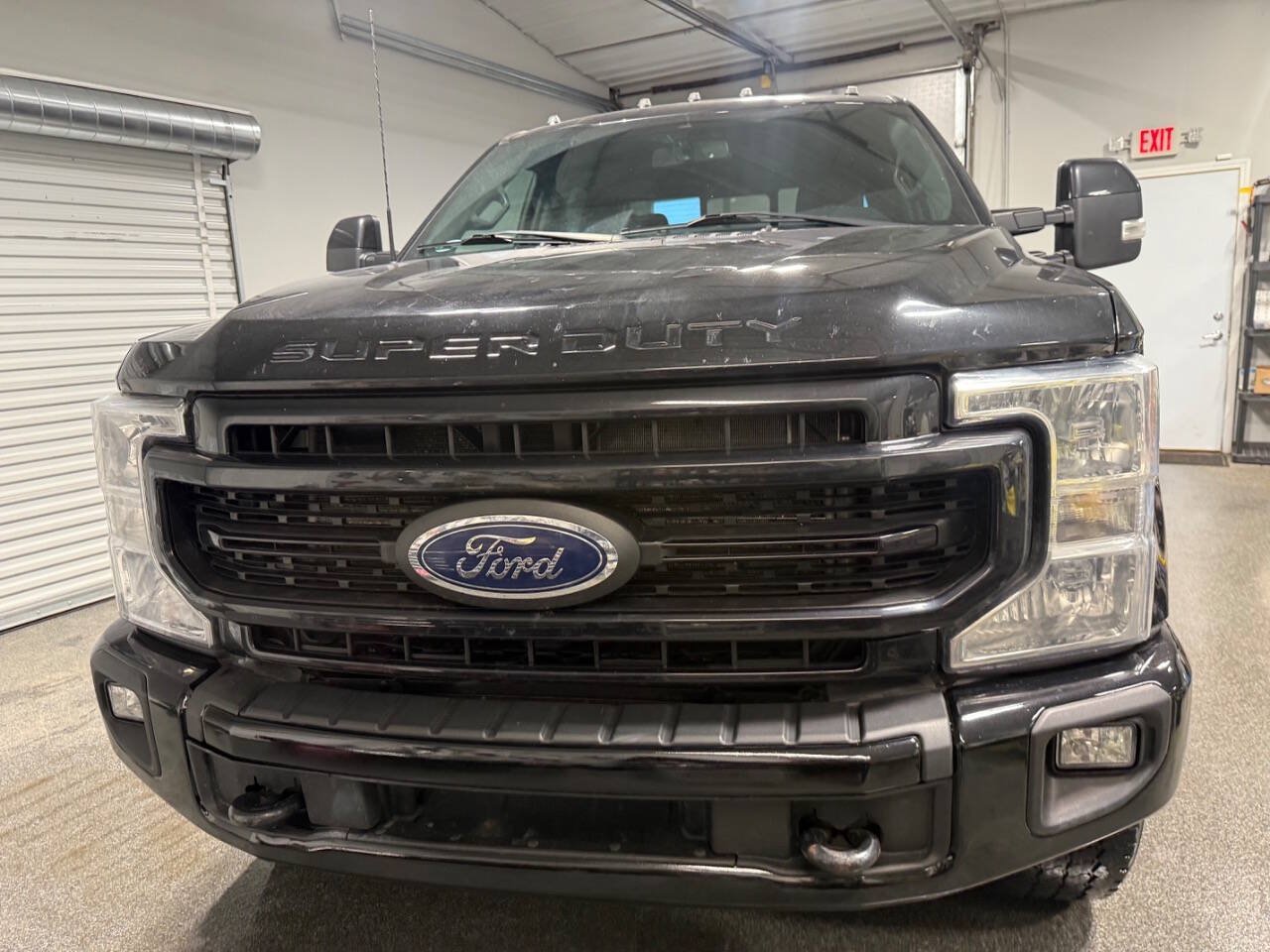 Used 2022 Ford F350 Lariat AWD/4WD image 3