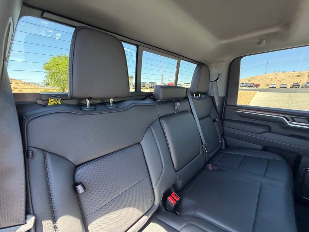 New 2026 GMC Sierra 2500 Denali w/ Max Trailering Package AWD/4WD image 17