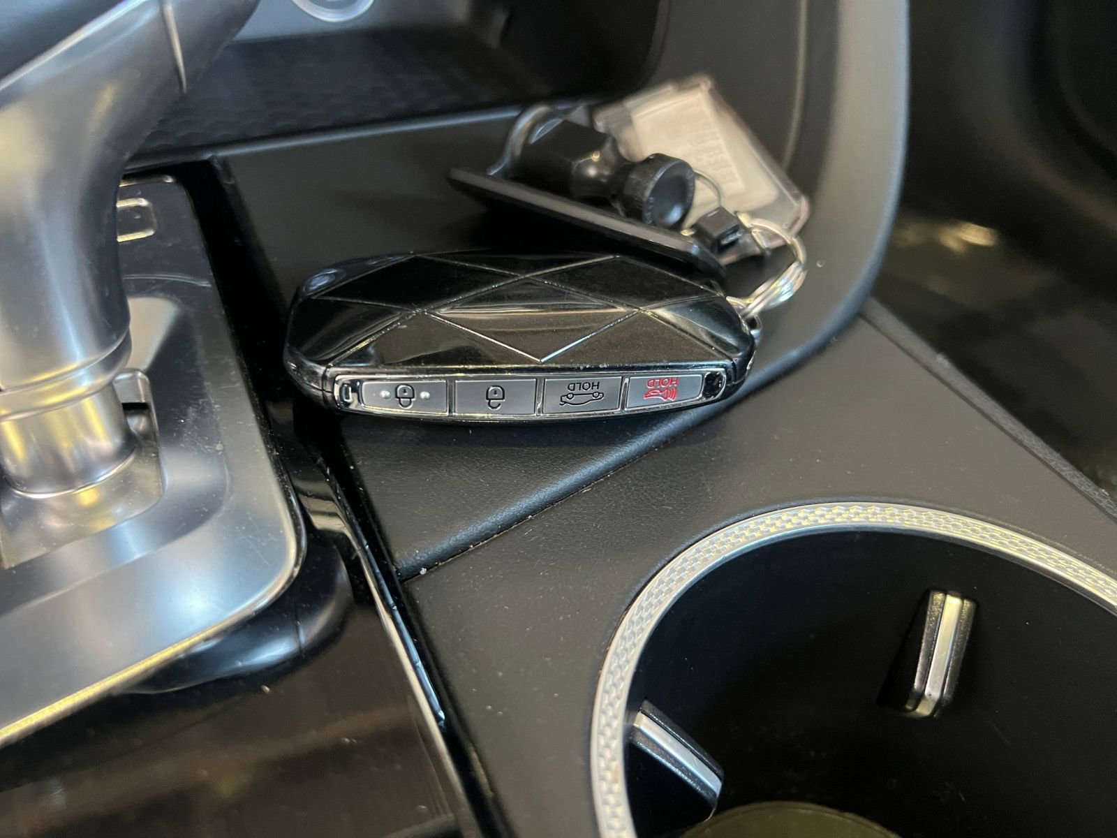 Used 2025 Genesis G70 2.5T image 21